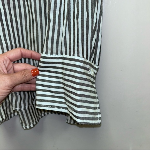 Max Studio NWT Monochrome Striped Rayon Fabric Lightweight - Picture 2 of 6